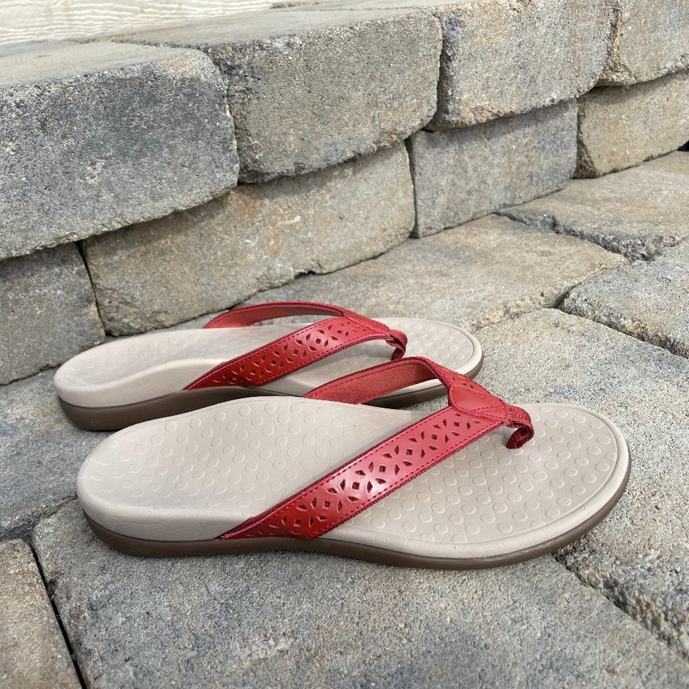 Vionic Tide Perf Toe Ladies Orthotic Arch Support Sandal Size 10 USA NEW Unworn